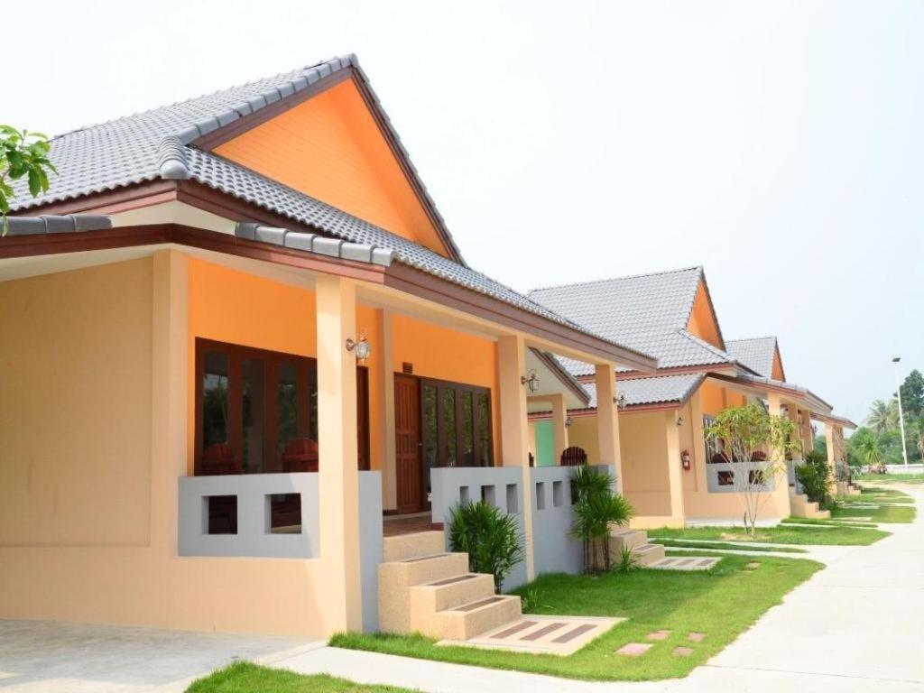 Juntima Boutique Hotel Phetchaburi Eksteriør bilde