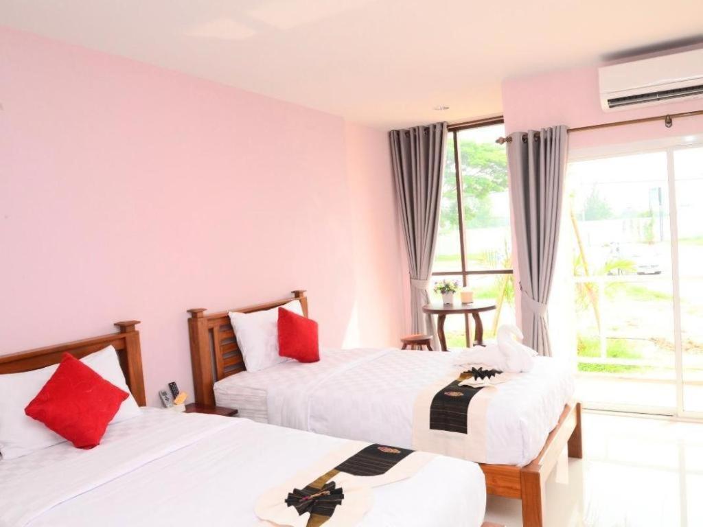 Juntima Boutique Hotel Phetchaburi Eksteriør bilde