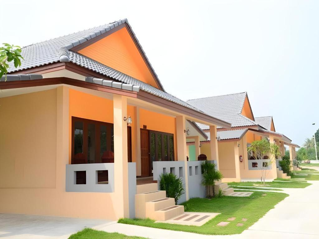 Juntima Boutique Hotel Phetchaburi Eksteriør bilde