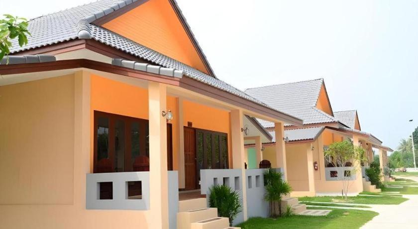 Juntima Boutique Hotel Phetchaburi Eksteriør bilde