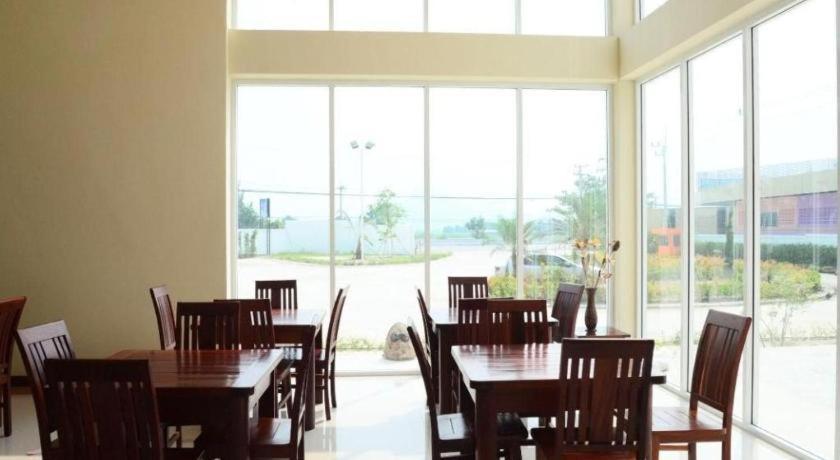 Juntima Boutique Hotel Phetchaburi Eksteriør bilde