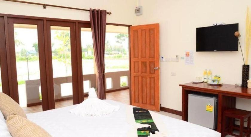 Juntima Boutique Hotel Phetchaburi Eksteriør bilde